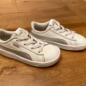 Puma Carina Holo Toddler Shoes Sz 9c